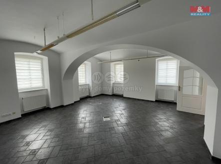 Pronájem - obchodní prostor, 36 m²