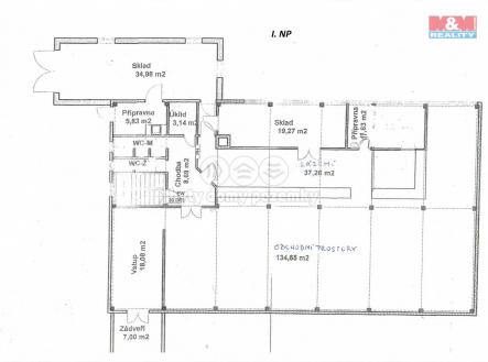 Pronájem - obchodní prostor, 890 m²