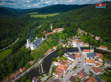 Prodej - hotel, 1 860 m²