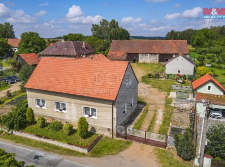 Prodej - dům/vila, 301 m²