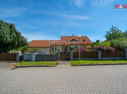 Prodej - dům/vila, 304 m²