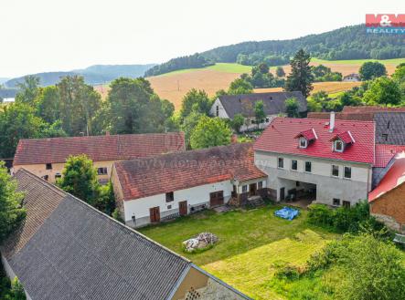 Prodej - zemědělský objekt, 3 842 m²