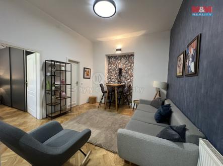 Pronájem bytu, 2+kk, 37 m²