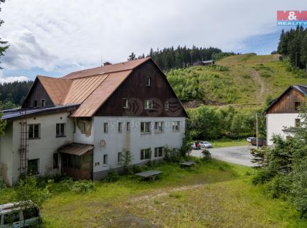 Prodej - hotel, 1 280 m²