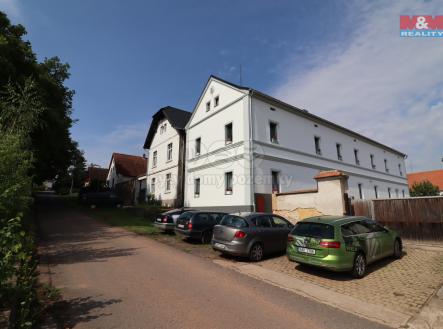 Prodej - zemědělský objekt, 7 060 m²