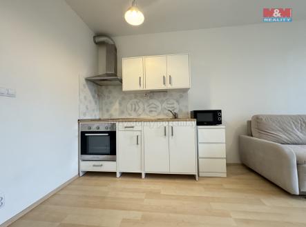 Pronájem bytu, 1+kk, 32 m²