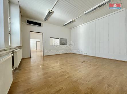 Pronájem - výrobní prostor, 232 m²