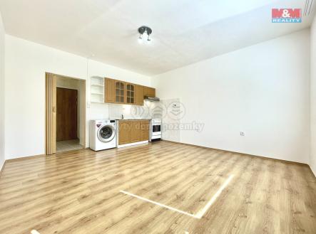 Pronájem bytu, 2+kk, 42 m²