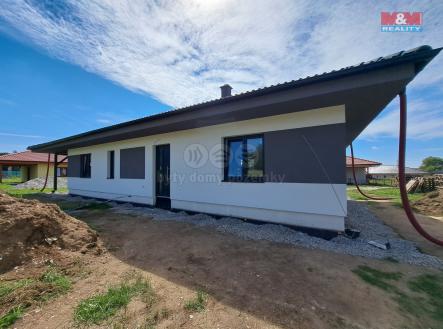 Prodej - dům/vila, 1 403 m²