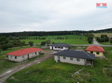 Prodej - dům/vila, 989 m²