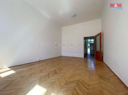 Pronájem - obchodní prostor, 32 m²