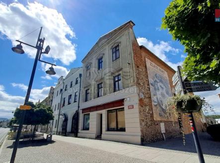 Pronájem - obchodní prostor, 170 m²
