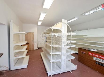 Pronájem - obchodní prostor, 170 m²