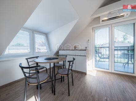 Pronájem bytu, jiný, 54 m²