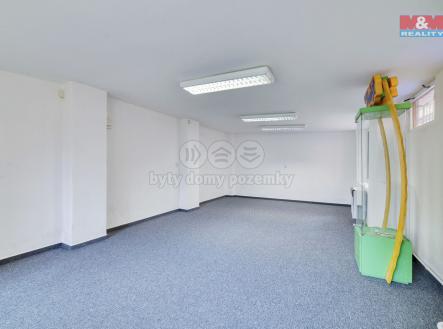 Pronájem - obchodní prostor, 35 m²