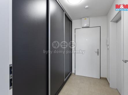 Pronájem bytu, 3+kk, 70 m²