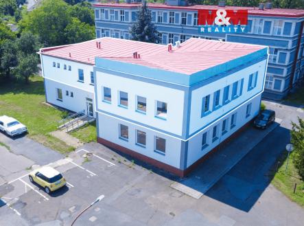 Pronájem kanceláře, 311 m²