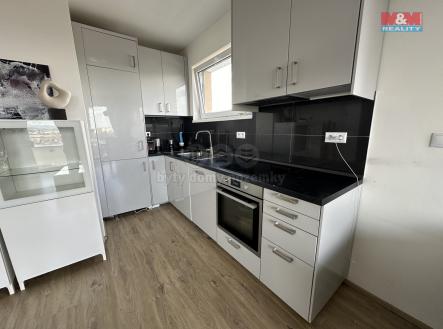 Pronájem bytu, 2+kk, 65 m²