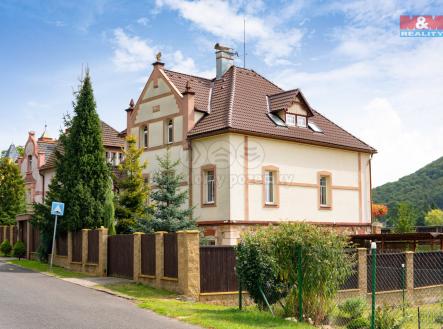 Prodej - dům/vila, 309 m²