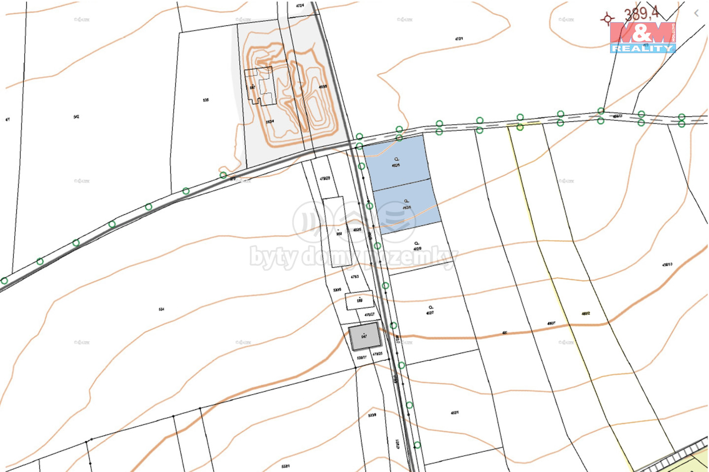 Prodej komerčního pozemku 2037 m2 v Doubravčicích