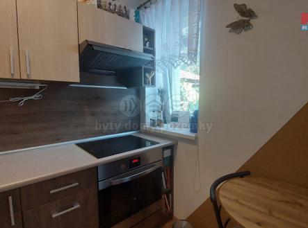 Pronájem bytu, 1+kk, 28 m²