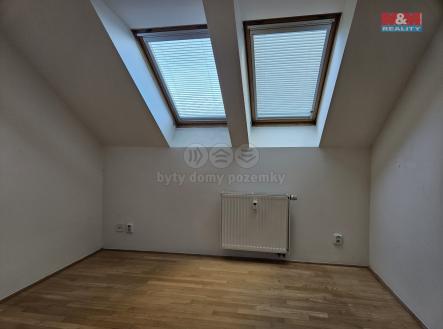 Pronájem bytu, 3+kk, 93 m²