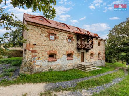 Prodej - zemědělský objekt, 8 722 m²