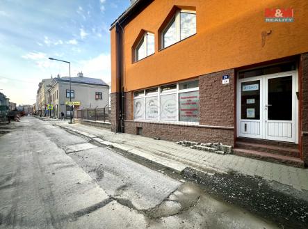 Pronájem - obchodní prostor, 57 m²