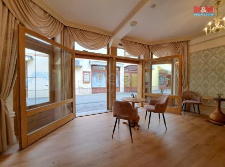 Prodej - restaurace, 95 m²