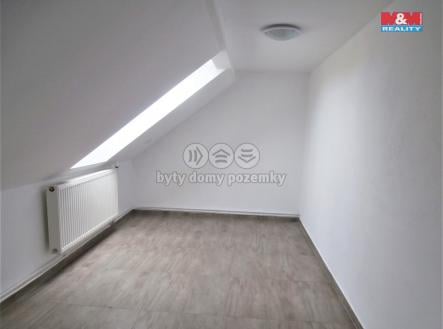 Pronájem bytu, 2+kk, 42 m²