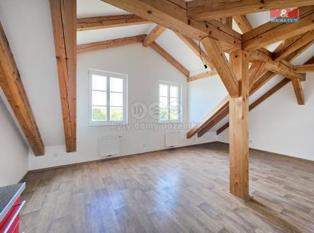 Pronájem bytu, 1+kk, 39 m²