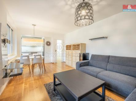 Pronájem bytu, 3+kk, 81 m²