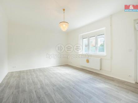 Pronájem - dům/vila, 170 m²