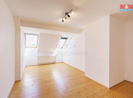 Pronájem bytu, 3+kk, 130 m²