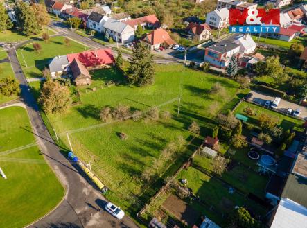 Prodej pozemku pro bydlení, 1 400 m²