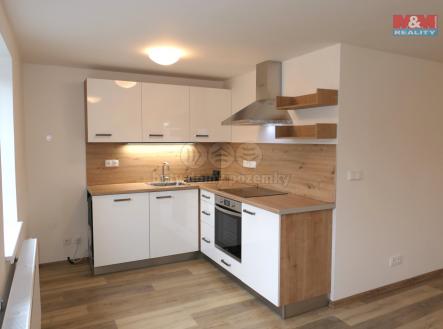 Pronájem bytu, 1+kk, 42 m²