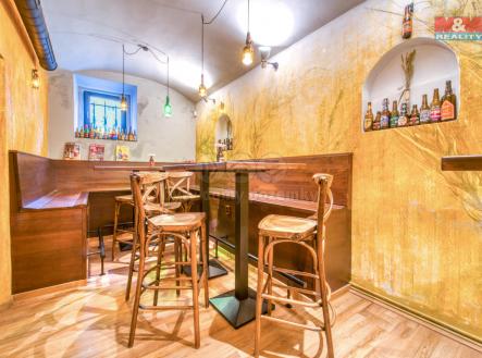 Pronájem obchodní prostor, 102 m²