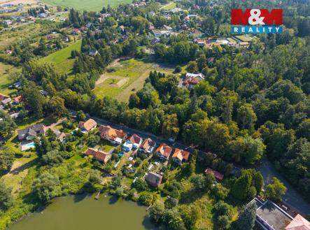 Prodej pozemku pro bydlení, 2 707 m²