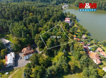 Prodej pozemku pro bydlení, 2 707 m²
