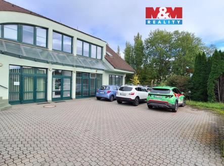 Prodej kanceláře, 290 m²