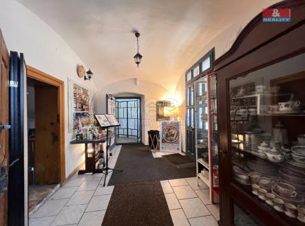 Prodej - restaurace, 258 m²