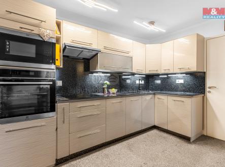 Prodej obchodní prostor, 6 710 m²