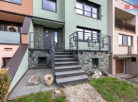 Pronájem domu/vily, 180 m²