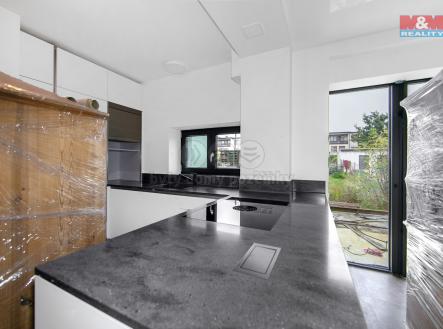 Pronájem domu/vily, 180 m²