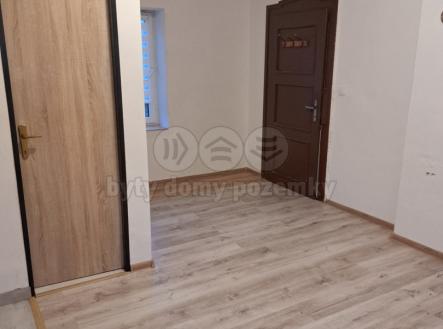 Pronájem bytu, 1+kk, 23 m²