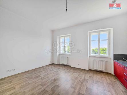 Pronájem bytu, 1+kk, 32 m²