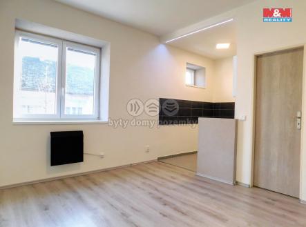 Pronájem bytu, 1+kk, 28 m²