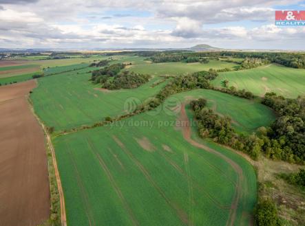 Prodej - pozemek, zemědělská půda, 8 272 m²