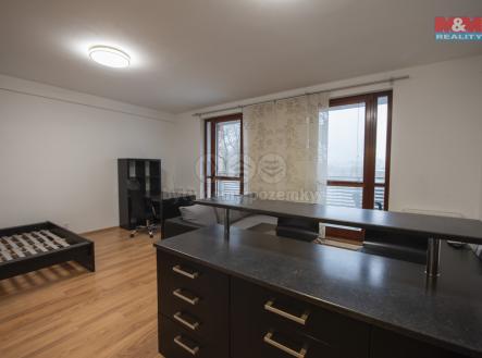 Pronájem bytu, 1+kk, 37 m²