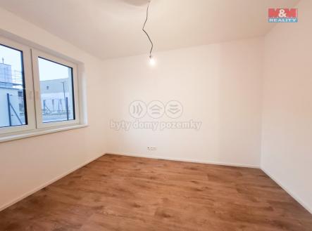 Pronájem - dům/vila, 141 m²